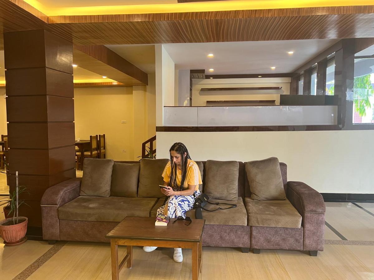 Hotel Murano Pokhara Ngoại thất bức ảnh