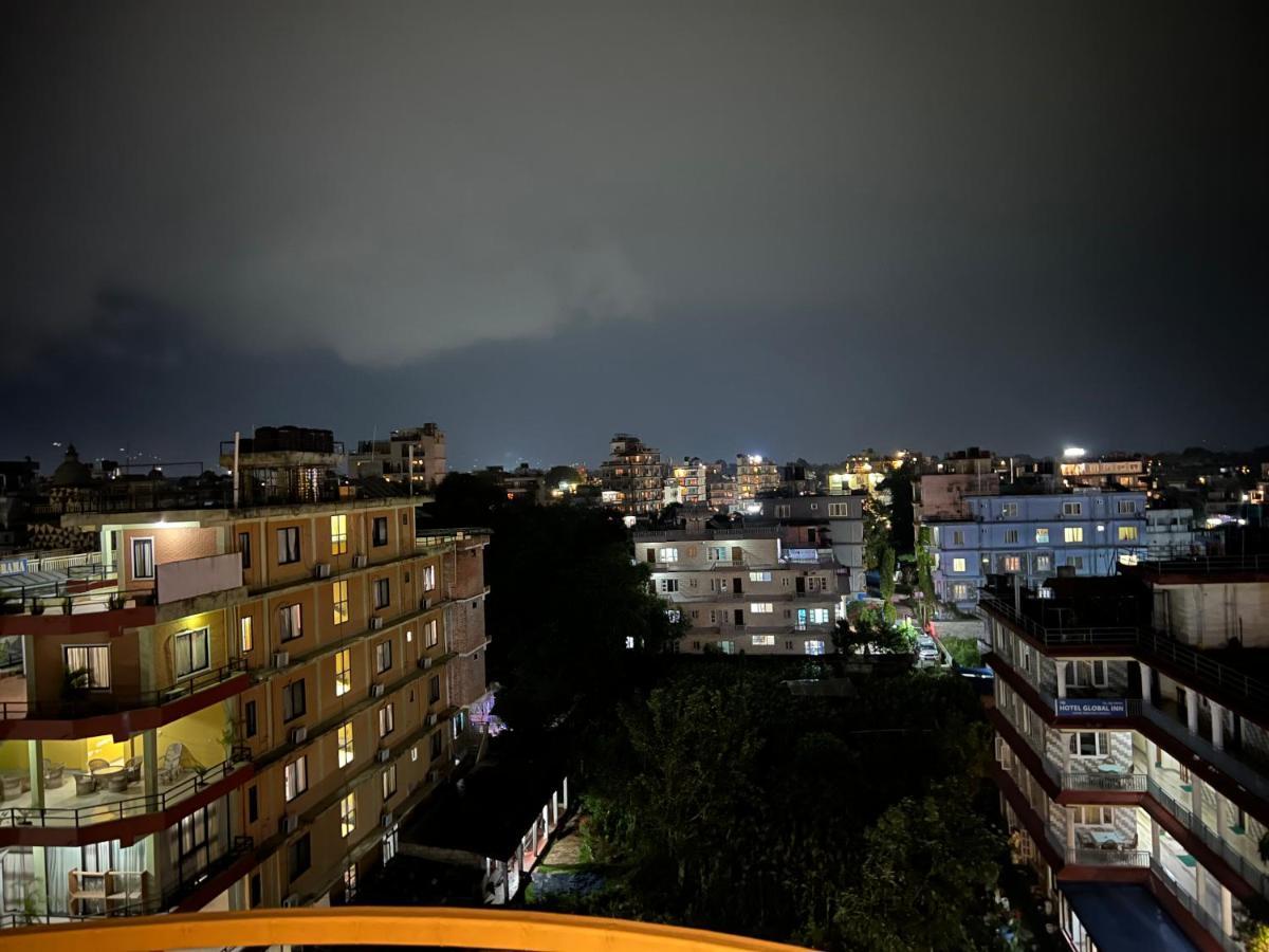 Hotel Murano Pokhara Ngoại thất bức ảnh
