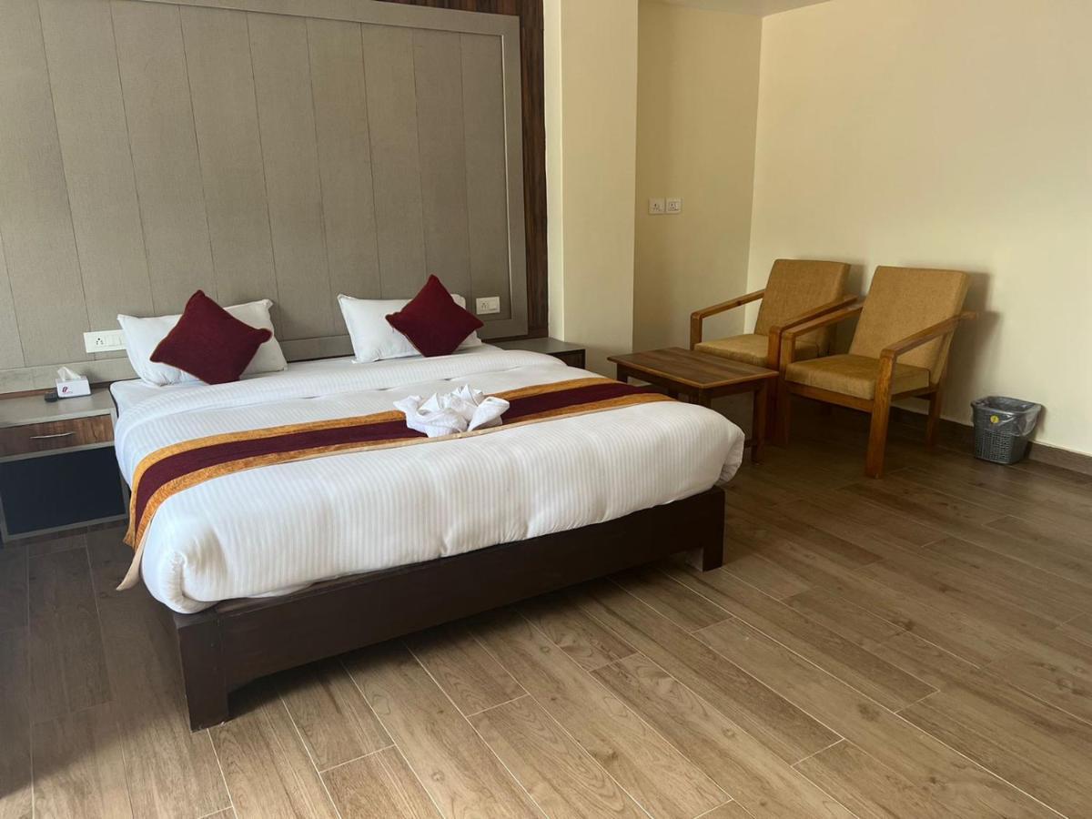 Hotel Murano Pokhara Ngoại thất bức ảnh