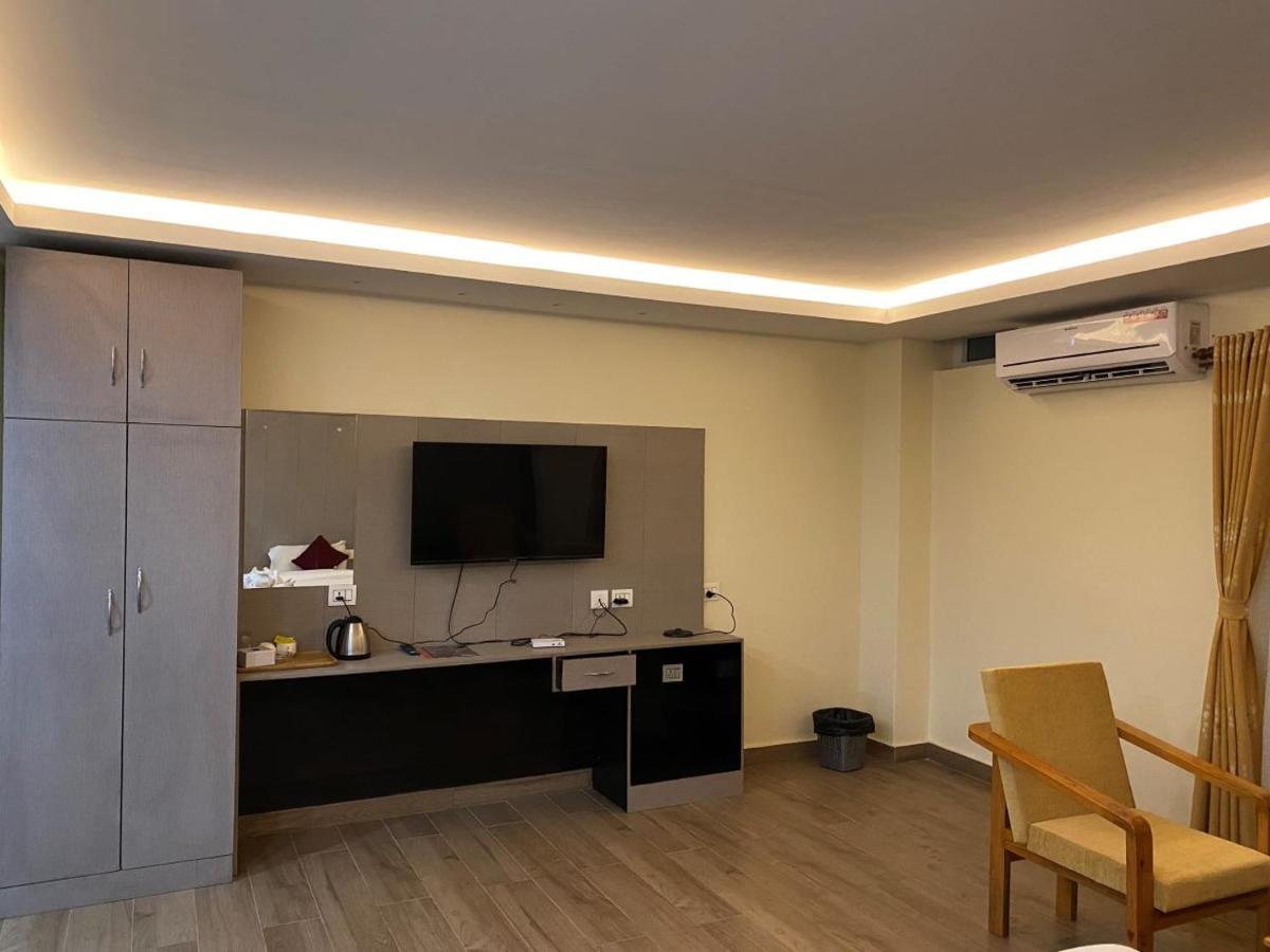 Hotel Murano Pokhara Ngoại thất bức ảnh