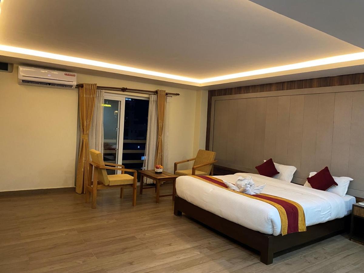 Hotel Murano Pokhara Ngoại thất bức ảnh