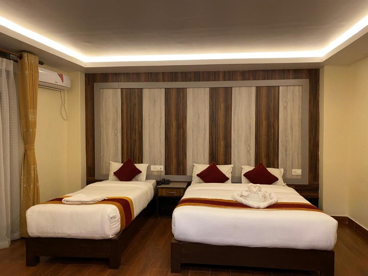 Hotel Murano Pokhara Ngoại thất bức ảnh