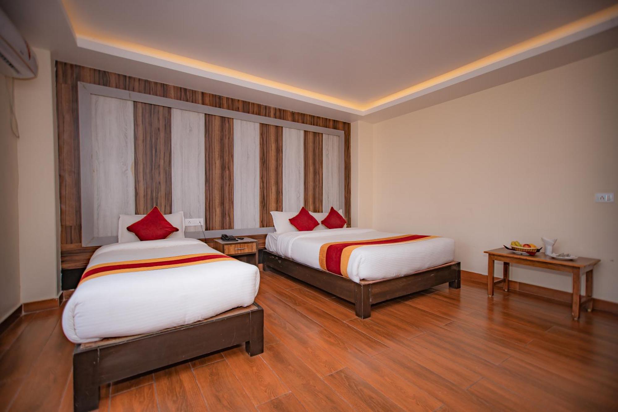 Hotel Murano Pokhara Ngoại thất bức ảnh
