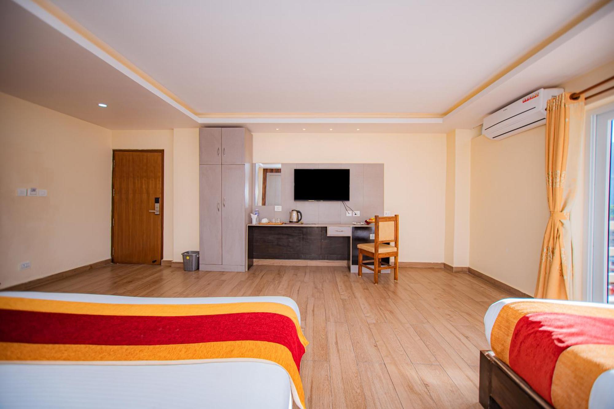 Hotel Murano Pokhara Ngoại thất bức ảnh
